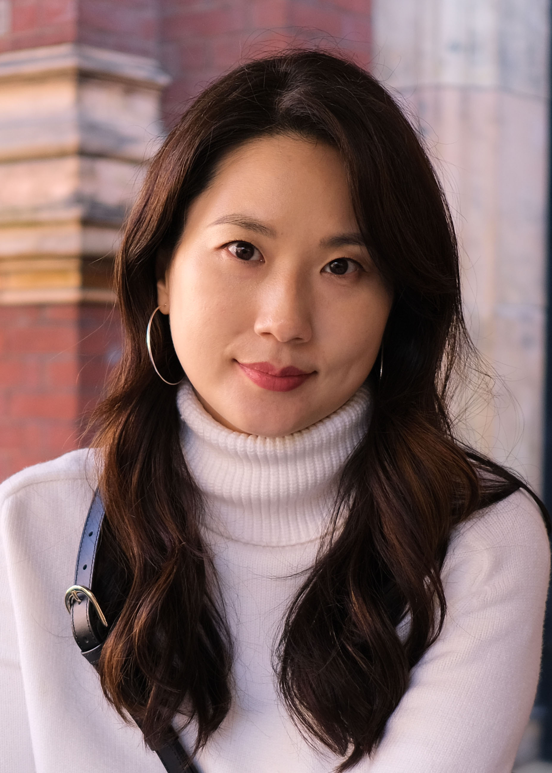 Dr Yoojin涌 portrait